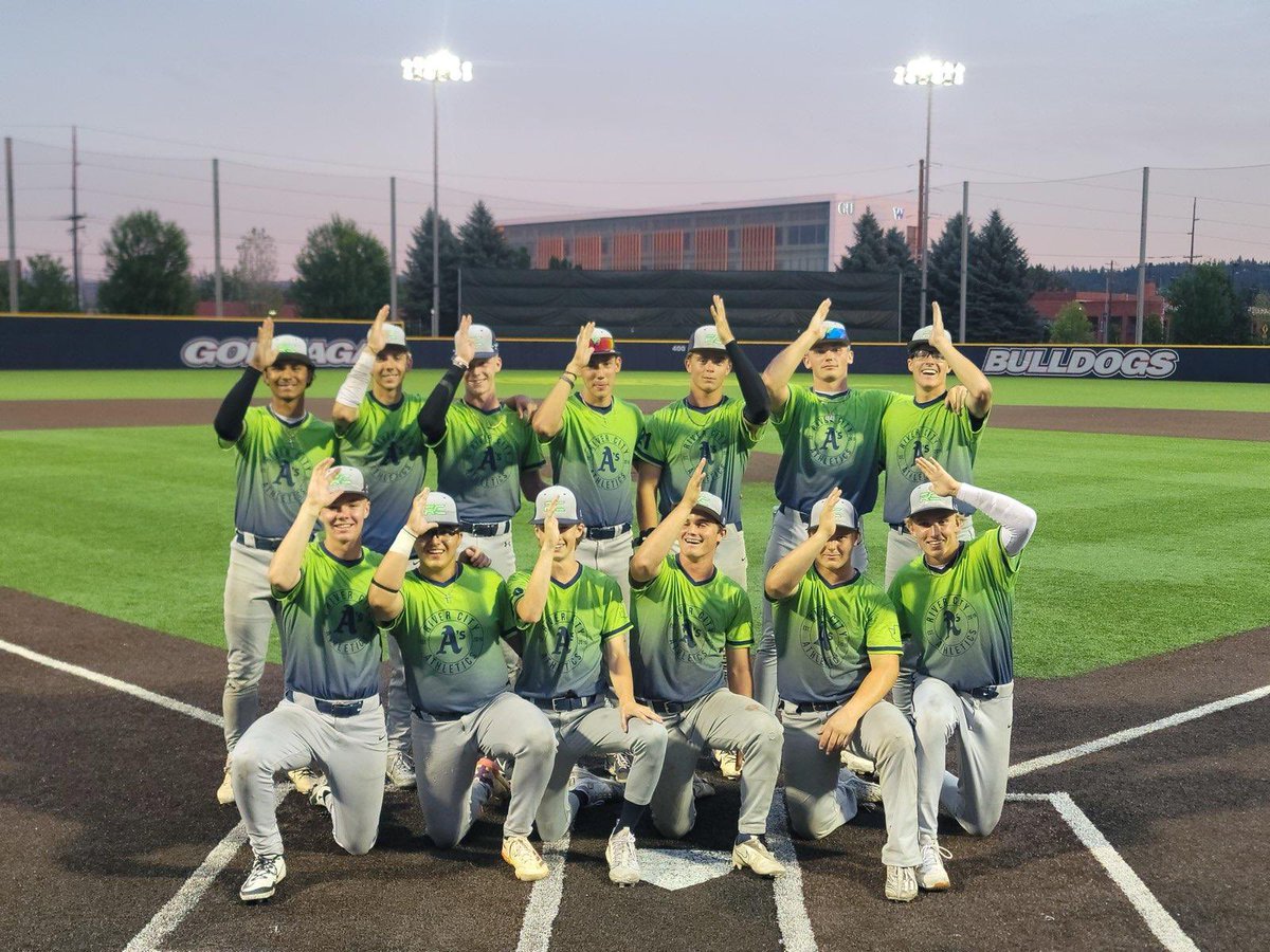 gonz72272's tweet image. Had a great week at @ZagBaseball going 5-0 on the tournament with a great group of guys @RCABaseball1 @PNWBaseball @PrepBaseballWA @BaseballNW
