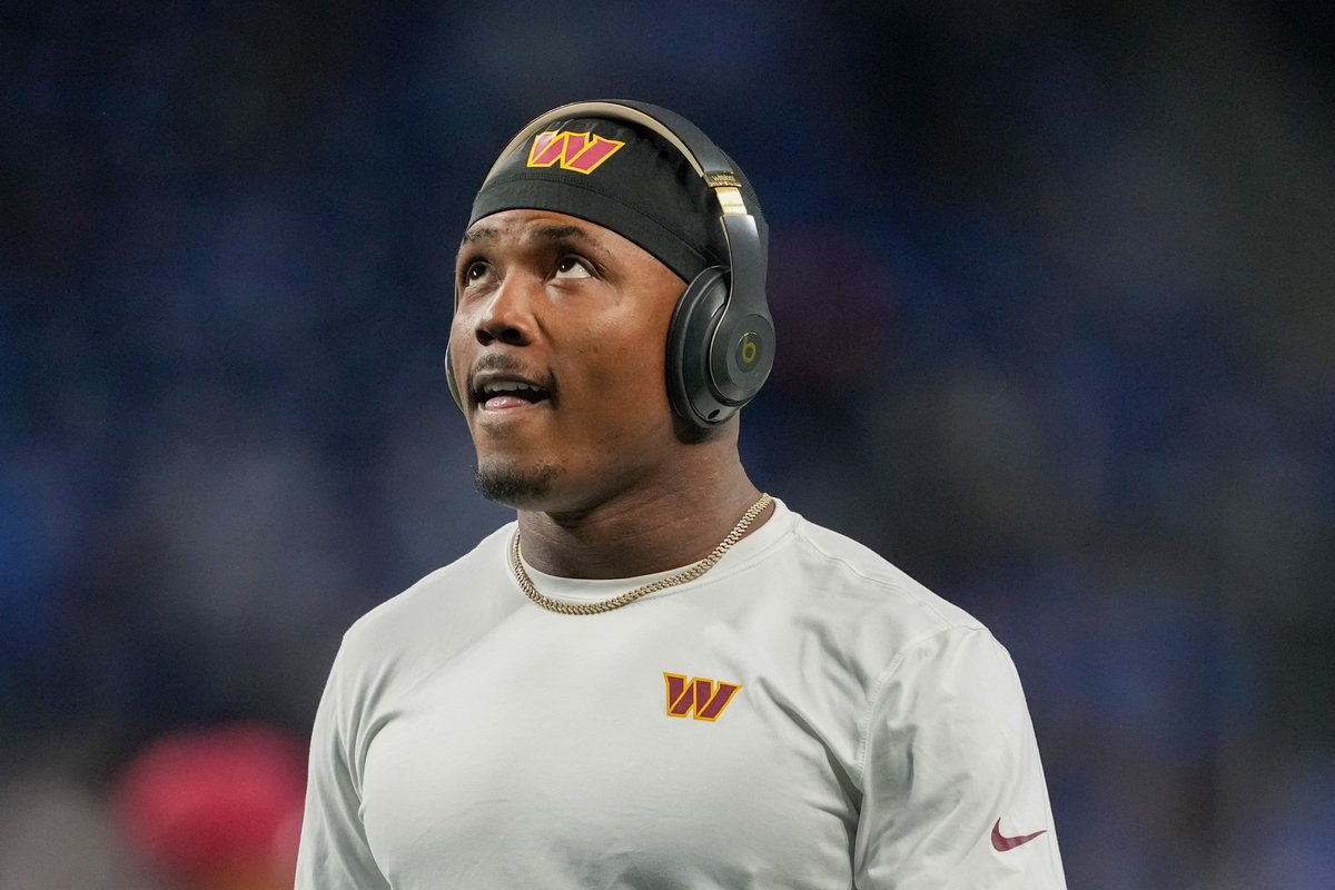 1067theFan's tweet image. BREAKING: Per @AdamSchefter, Terry McLaurin DID NOT show up to camp today, and was not present for the Commanders' conditioning tests.
@granthpaulsen and @funnydanny are live reacting: go.audacy.com/thefandc/listen