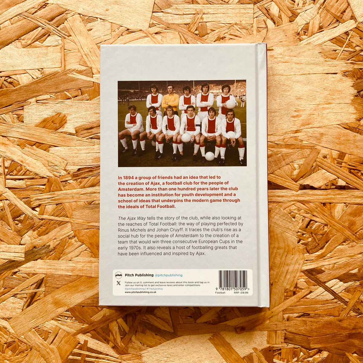 StanchionBooks's tweet image. πππππππ | THE AJAX WAY by @JudgeDyl
Tells the full history of @AFCAjax while looking at the reaches of Total Football: the way of playing perfected by Rinus Michels and Johan Cruyff.
@PitchPublishing @TheEuropeanLad @wetalkajax
π stanchionbooks.com/products/the-aβ¦
