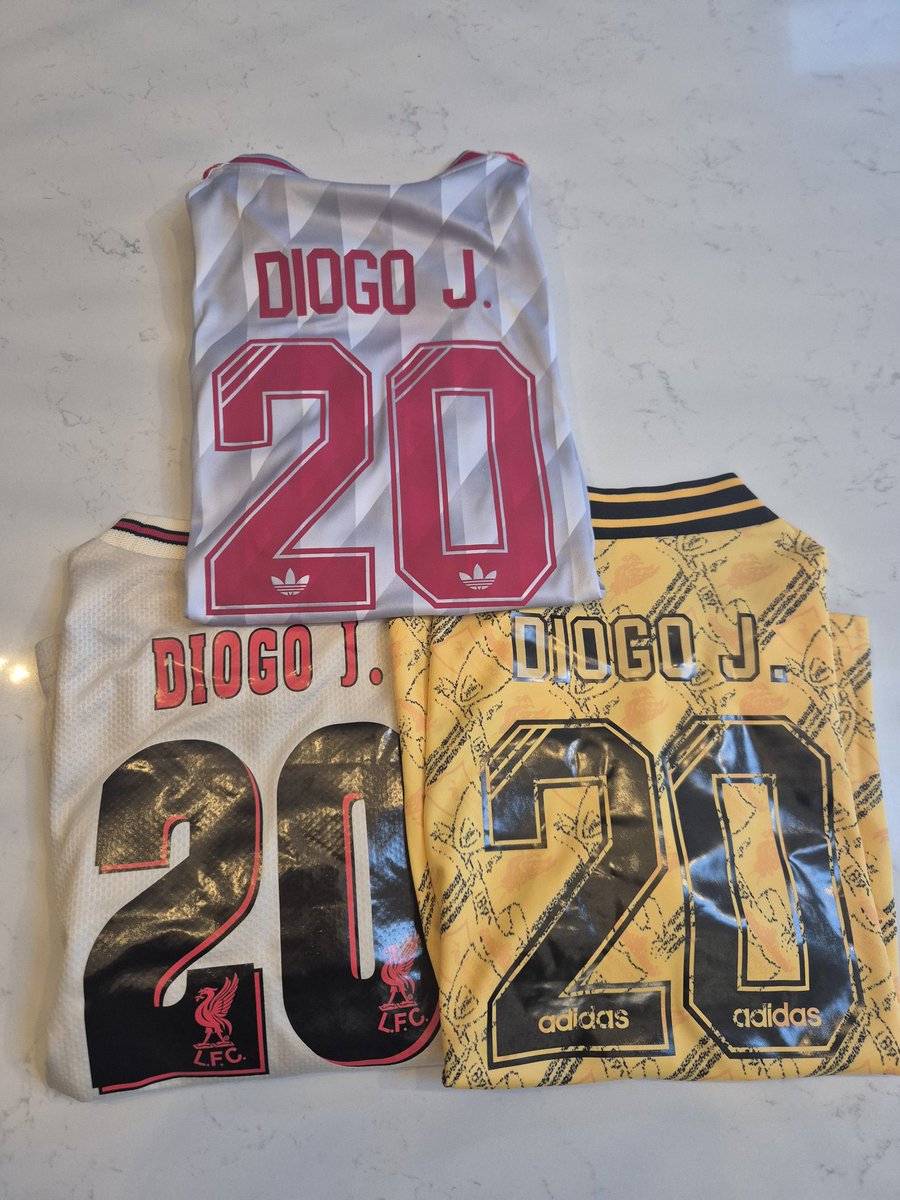 WeAreLiv3rpool's tweet image. Forever 20