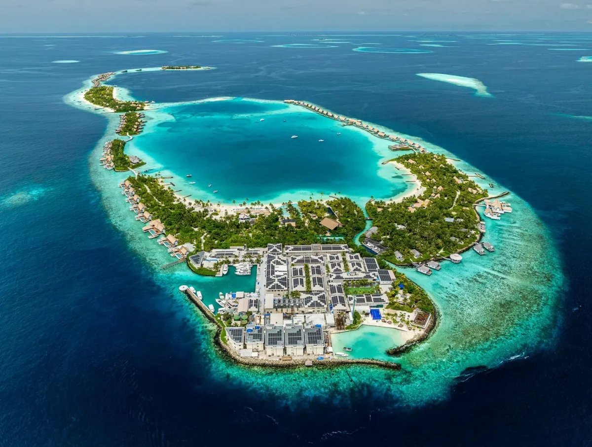 skift's tweet image. Hilton’s Sustainability Chief: Clean Energy Push, Hotel Upgrades Behind Emissions Drop
"“Utilities mostly work independently in the U.S. They’re private entities,” Jean Garris Hand, Hilton’s global head of sustainability, told Skift."
hubs.li/Q03ygwLV0