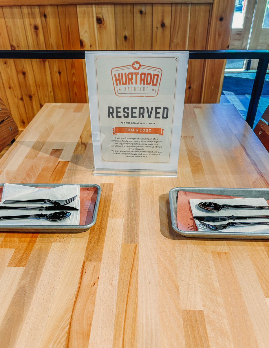 HurtadoBBQ's tweet image. Every Monday, same table, same order, same two familiar faces. ❤️
For the past three months, Tom & Tony have made us part of their weekly routine. Tom mentors Tony, and every week they share lunch — right here with us.
Yesterday, our Dallas team surprised them: lunch on the…