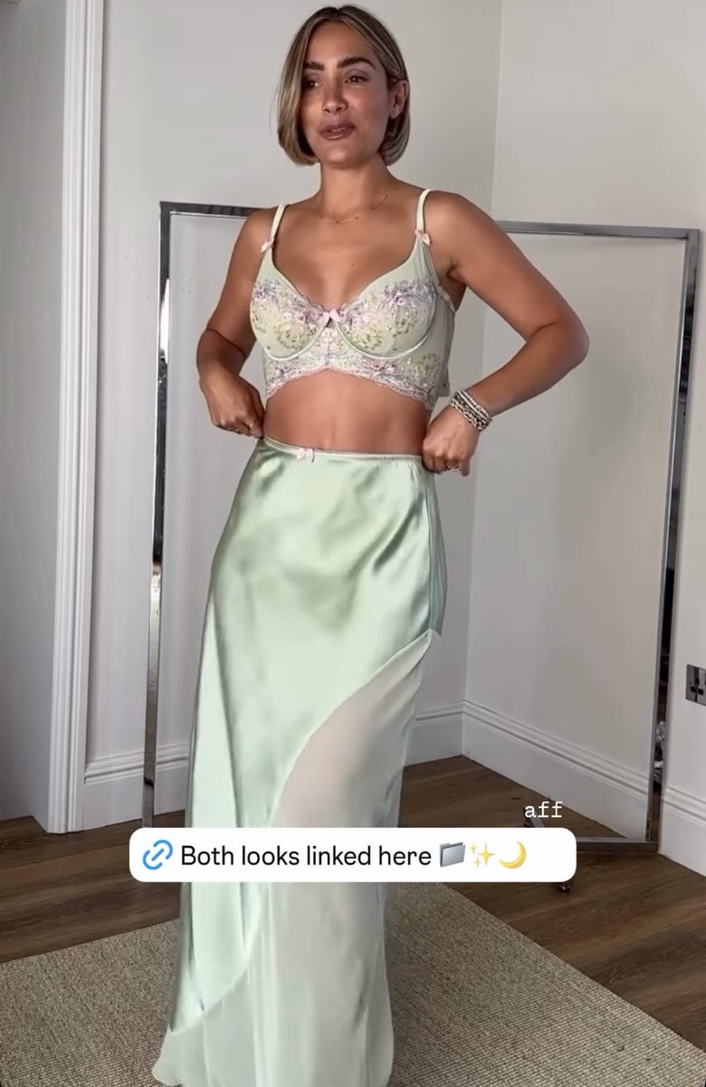 Ready for bed or a night out? 💚💚💚