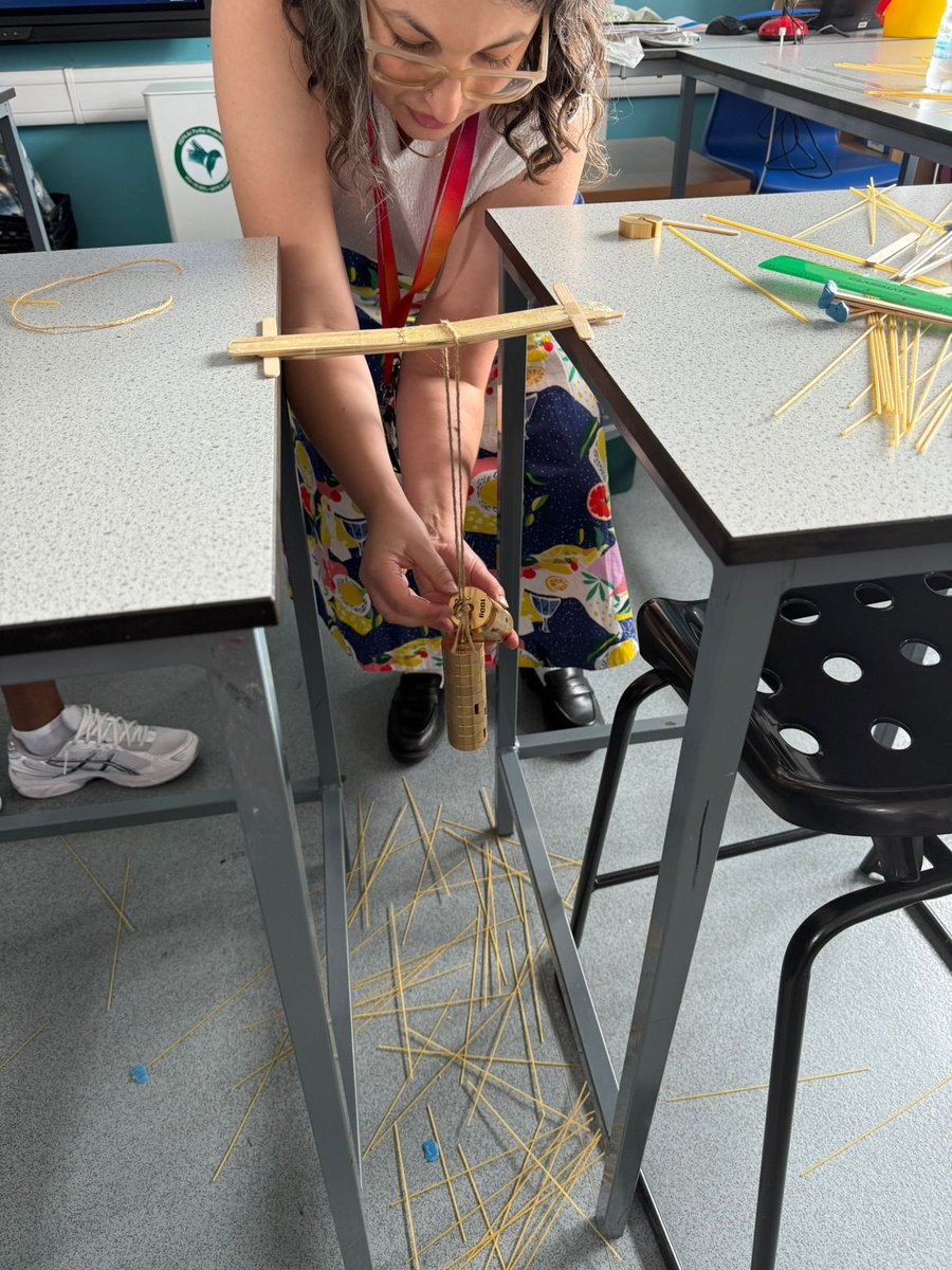 HaringeyLP's tweet image. 10A put their engineering hats on today as we challenged them to build a bridge using only spaghetti, lollipop sticks, plasticine, straws, string and tape in their final science lesson of the academic year! #ThisIsAP