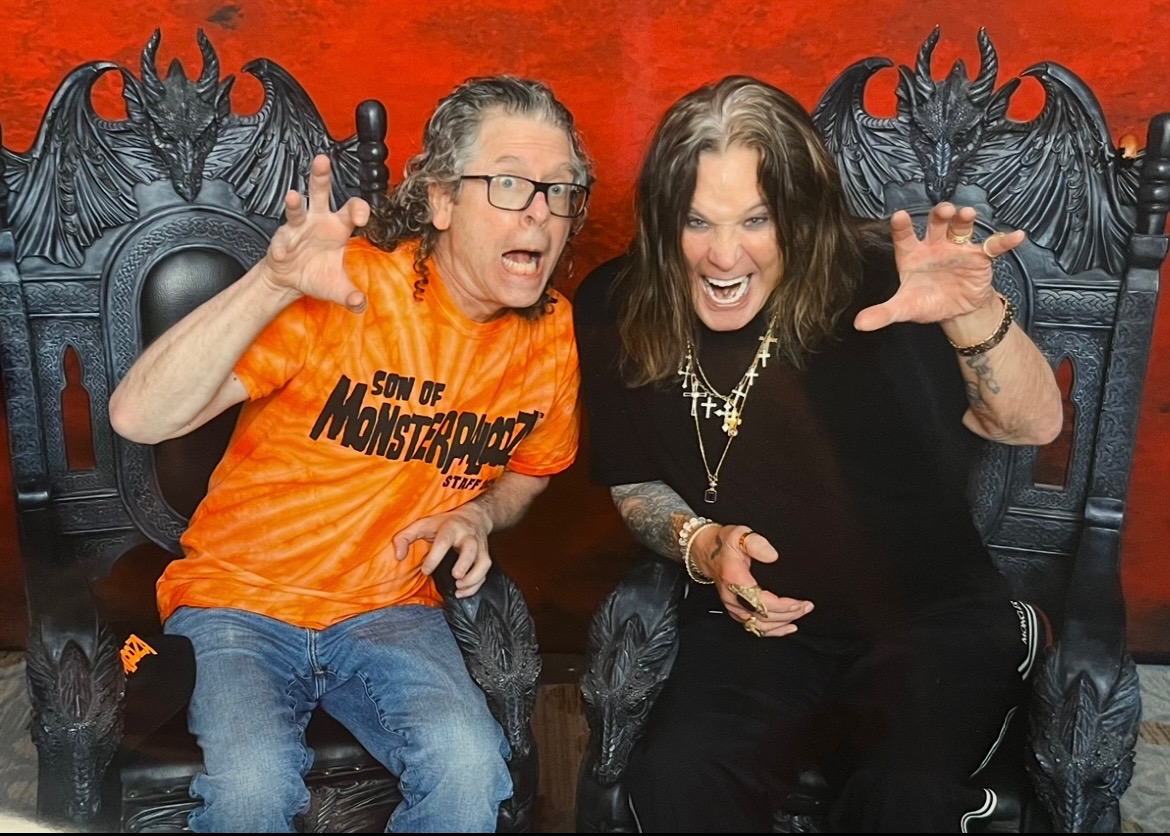 MONSTERPALOOZA1's tweet image. It was an honor having Ozzy Osbourne & The Osbourne Family at the show last year.
Thank you for the decades of great music.
Our condolences go out to The Osbourne Family, friends and fans.