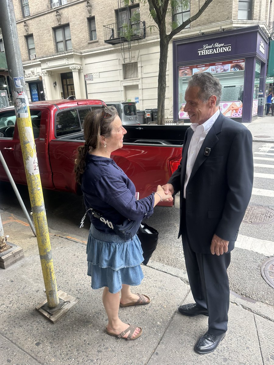 andrewcuomo's tweet image. The Upper West Side showed its heart today! Every conversation matters, whether on the street or from the other side of the cash register. Grateful to the small biz owners and neighbors who make the Upper West Side run. 

Let’s build a New York that works for you. #UWS