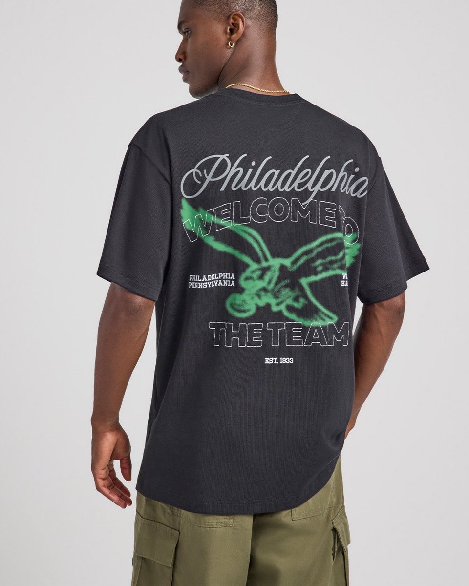 Fanatics's tweet image. For those who love to rep their team in style everywhere they go, the new collection of Off Season @nfl Ready-To-Wear drops this Thursday 7/24 on the Fanatics App.