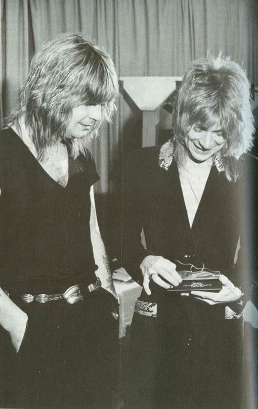 Brothers (not by blood, but by heart) reunited 🫶🪽🕊️🖤 
thinking of you, Ozzy Osbourne and Randy Rhoads