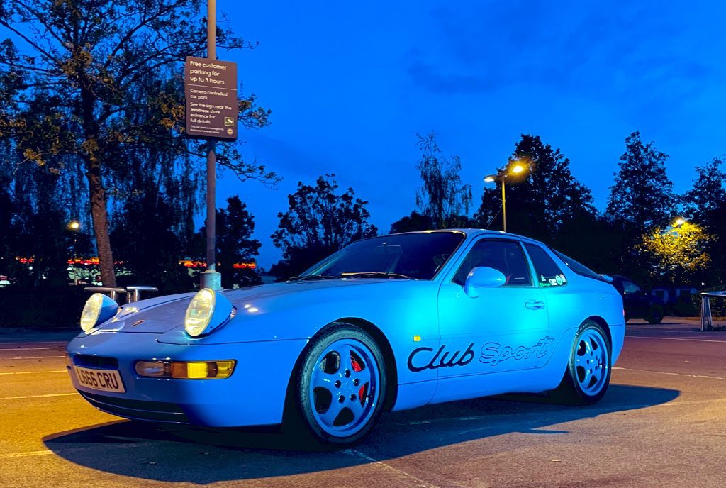 MintyGts's tweet image. The 968 cs is now at Bahnsport for some love, MOT and Service 🏁 this thing is so so good
