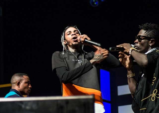 AfricaFactsZone's tweet image. Shatta Wale's International Collaborations
Beyonce & Major Lazer - Already
Vybz Kartel - Mansa Musa
Skillibeng - Blow Up
Alkaline - ATM Remix
Aidonia - My Queen
Shawn Storm - Party Fi LYF
Vershon - Can You
Shenseea - The Way You Move
Jah Vinci - Pati All Nite
Lisa…