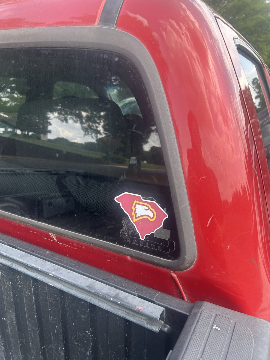 teehenry_'s tweet image. This years donor car sticker is 🔥🔥🔥

Donate to any @WUEagles athletics fund and you’ll get one too!

👉: winthropeagles.com/give