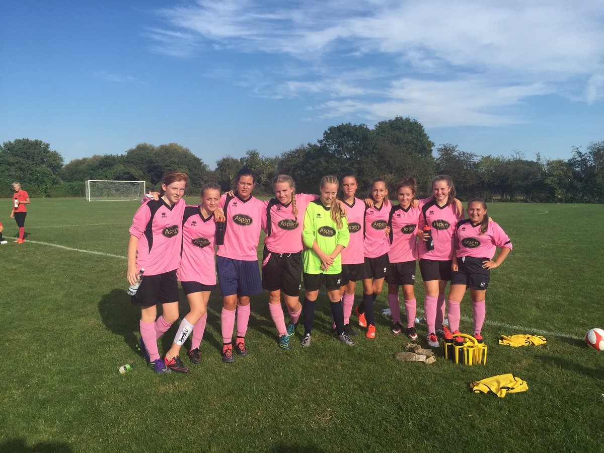 TimSmith2021's tweet image. Watching #ENGITA, I’m immediately reminded of the superb teams over the years at TMCS…dedicated, resilient, skilful & in many cases, unbeaten! #RoleModels ⚽️