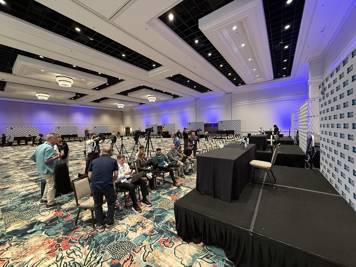 ChaseMatteson's tweet image. About to hear from Matt Rhule again with local media.
It’s hard to miss the Nebraska Coverage, #Huskers have many cameras following them today. 🎥🏈
