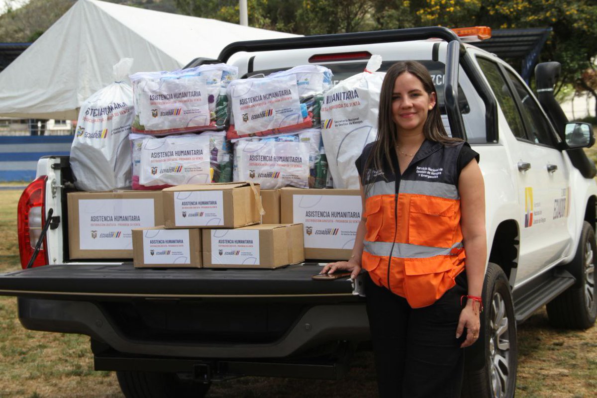 Ministerio de Gobierno Ecuador (@mingobiernoec) on Twitter photo ✅El ministro José De La Gasca, acompañó al presidente <a href="/DanielNoboaOk/">Daniel Noboa Azin</a> en la entrega de bienes de asistencia humanitaria, destinados a fortalecer la capacidad de respuesta y atención ante emergencias en el país. ✅El ministro José De La Gasca, acompañó al presidente <a href="/DanielNoboaOk/">Daniel Noboa Azin</a> en la entrega de bienes de asistencia humanitaria, destinados a fortalecer la capacidad de respuesta y atención ante emergencias en el país.