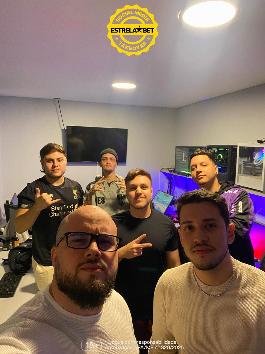 guerreiros do CS2 acertando os detalhes pro CCT no bootcamp by <a href="/EstrelaBet/">EstrelaBet</a> 💜