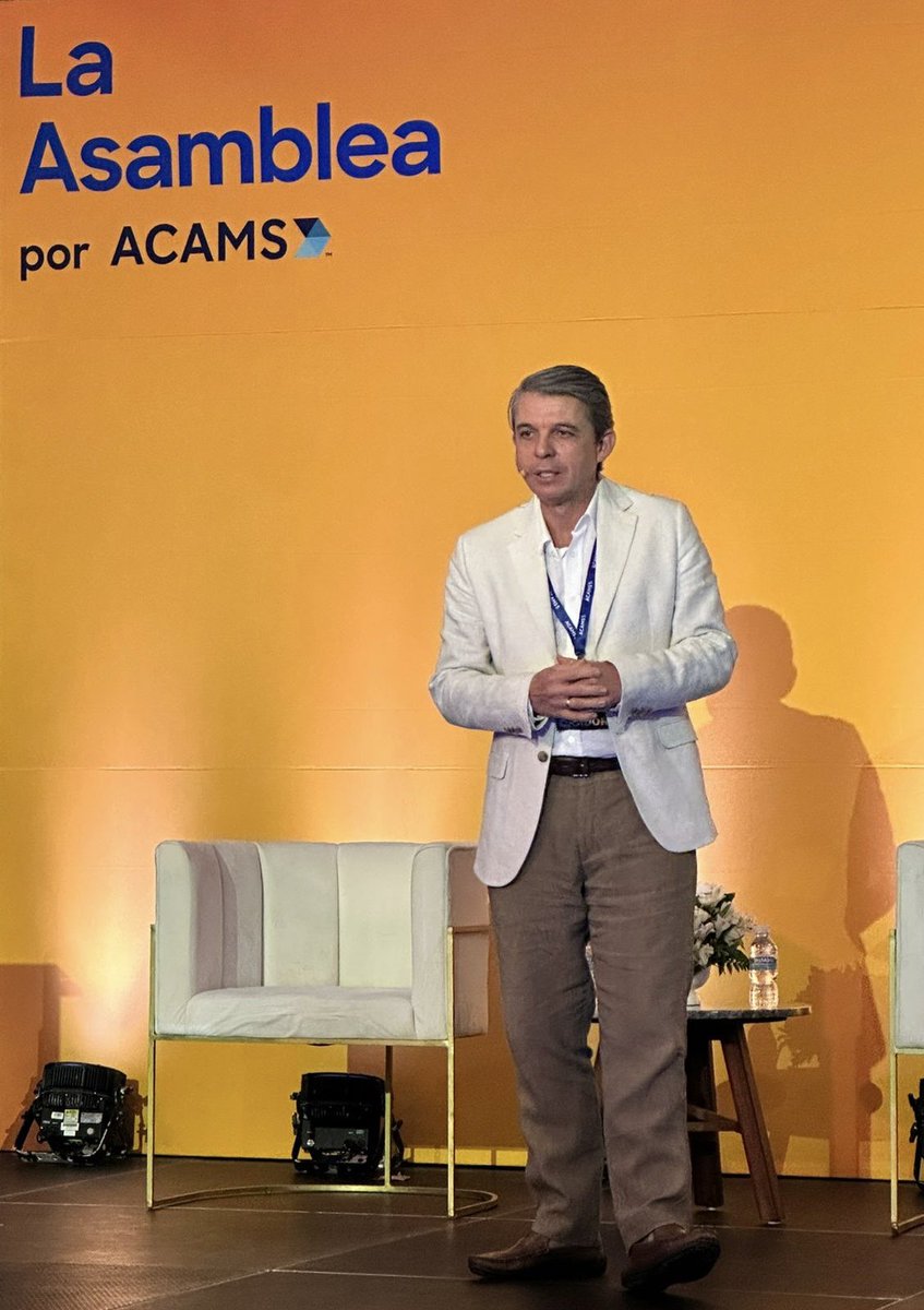 bg_buitrago's tweet image. Extraordinario contenido desarrollado por @acams_aml en Asamblea anual en #Cancún, compartí mi experiencia sobre simbiosis comercio ilícito y COT. En el Panel conversamos sobre efectos futuros de la designación de carteles del narcotráfico como terroristas por #USA.