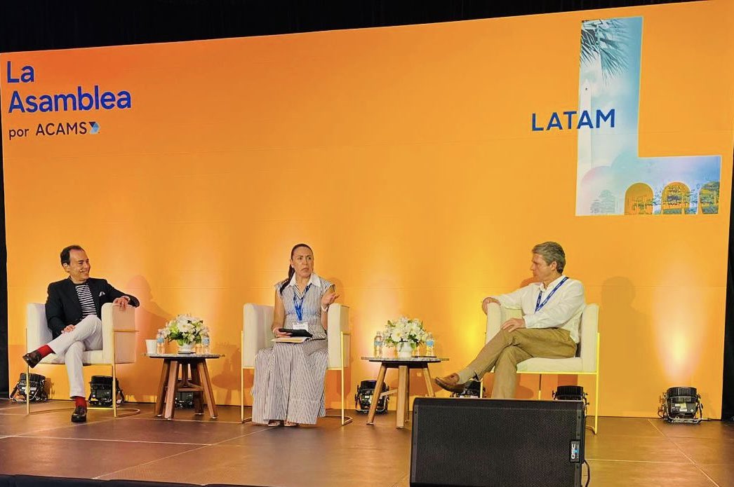 bg_buitrago's tweet image. Extraordinario contenido desarrollado por @acams_aml en Asamblea anual en #Cancún, compartí mi experiencia sobre simbiosis comercio ilícito y COT. En el Panel conversamos sobre efectos futuros de la designación de carteles del narcotráfico como terroristas por #USA.