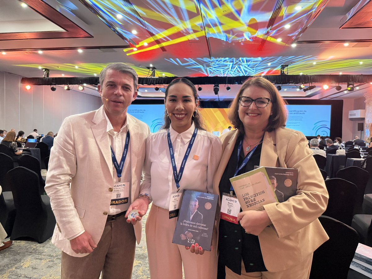 bg_buitrago's tweet image. Extraordinario contenido desarrollado por @acams_aml en Asamblea anual en #Cancún, compartí mi experiencia sobre simbiosis comercio ilícito y COT. En el Panel conversamos sobre efectos futuros de la designación de carteles del narcotráfico como terroristas por #USA.