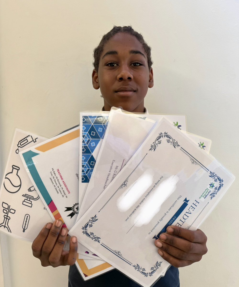 HaringeyLP's tweet image. We could not be prouder of this amazing student, who picked up a massive 5 certificates in our end-of-year assembly, including the Headteacher’s Award. He is reintegrating to mainstream in September & his new school is so lucky to have him! #Proud #ThisIsAP