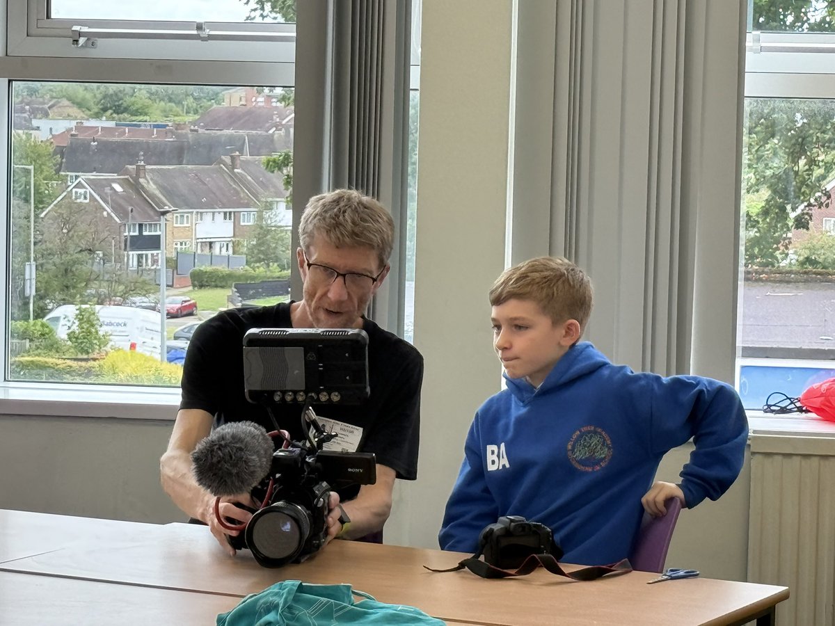 RockinghamJI's tweet image. Our final week working with Angie before the installation, amazing learning, creativity and inspiration. A huge thank you to Angie and the Children’s Capital of Culture for allowing us to be involved in the visionary commission project. 🎨