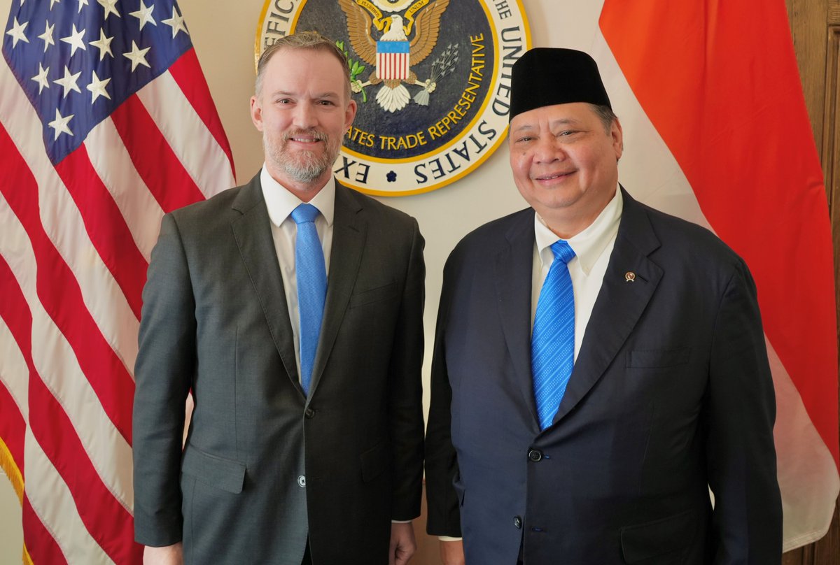 EdwardLawrence's tweet image. USTR Greer says about Indonesia framework: “American producers, who have long-faced high tariffs and burdensome requirements, will receive unprecedented access to Indonesia’s market and greater certainty for the digital services sector.” (Pic from USTR)