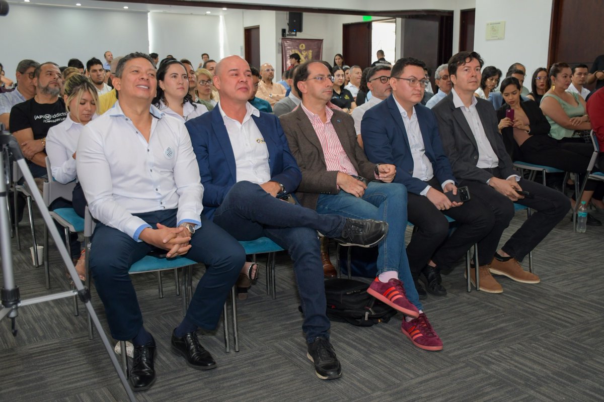 festech_co's tweet photo. ¡FesTech ya comenzó a latir! 
Del 9 al 13 de septiembre en El Espina e Ibagué  tendremos actividades académicas y empresariales para todos. Se esperan más de 5.000 asistentes. 
¡FesTech 2025... tecnología con corazón!

Más información en contacto@festech.co. https://t.co/Xlb7W8FX1e