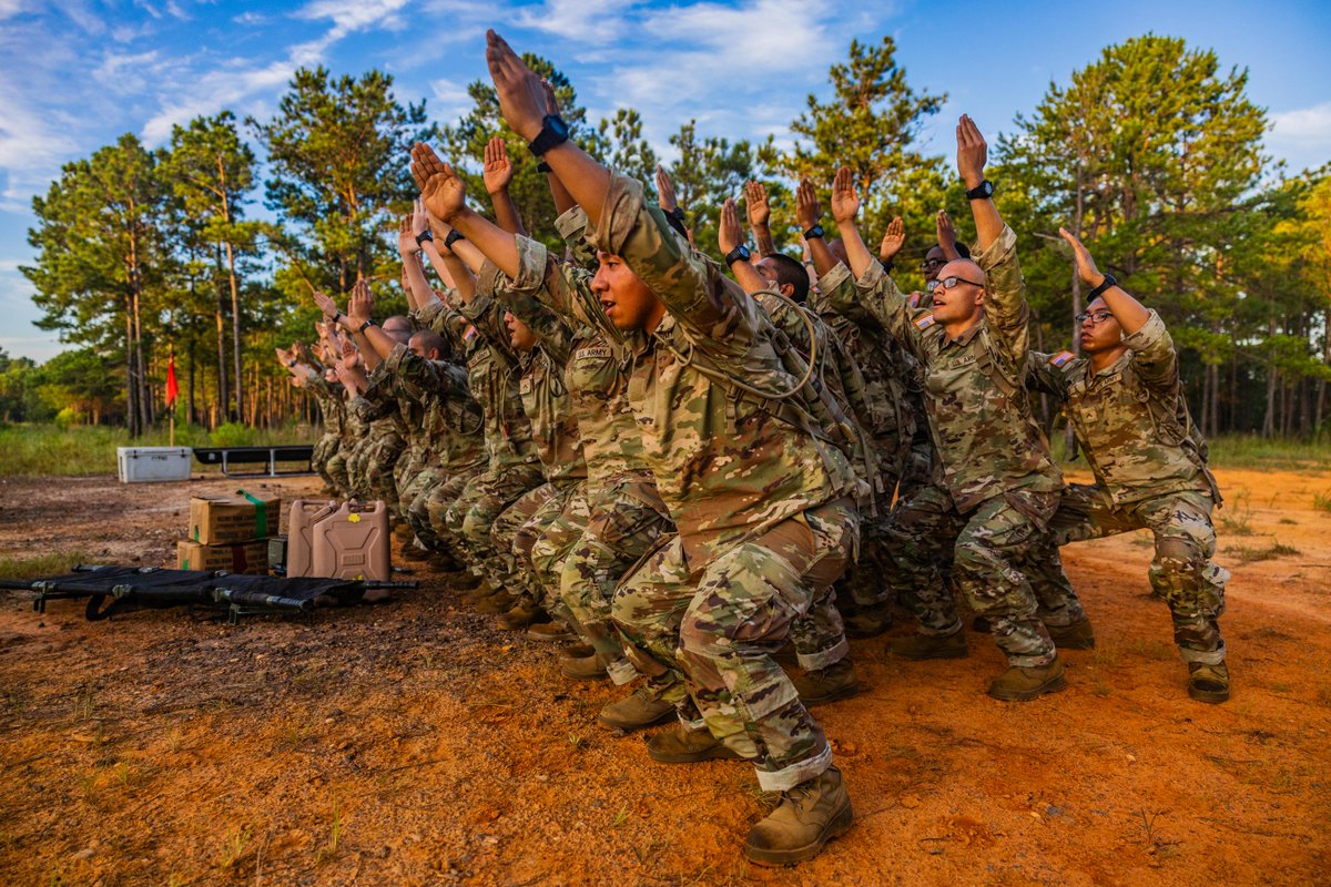 MCoEFortBenning's tweet image. Day 0: You just met your new best friend, the Y-squat.
It's the first step in unlocking the incredible strength you didn't even know you had.
Get ready to build the foundation for everything you'll achieve here
#basictraining #OSUT #trainees #drillsergeant