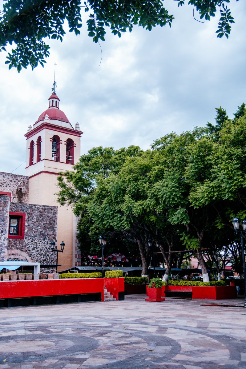 SoyQueretaLOVE's tweet image. Lindas tardes, buenos lugares.
😍
Hoy los saludo desde la plaza principal de nuestra bella Corregidora.
Desde luego, en #QueretaLOVE. 💞