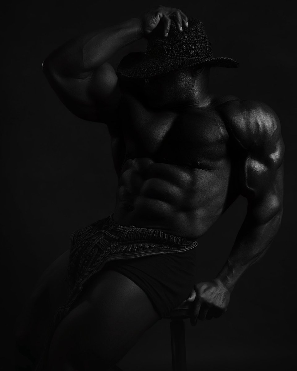 JackedBasedMgr's tweet image. Love doing photography 🤓
Also, when viewing dramatic shots… ensure your brightness is up full