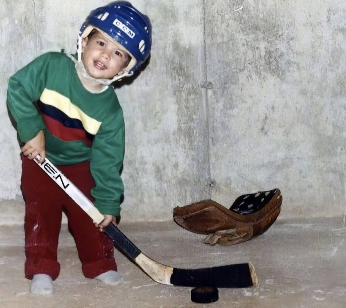 MadelnCanada's tweet image. Sidney Patrick Crosby in Nova Scotia around 1989 🐐🇨🇦