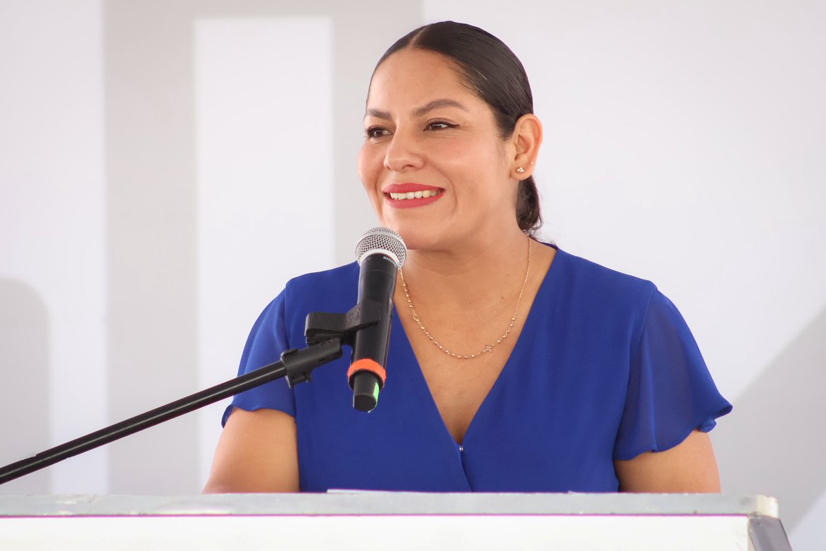 Edmundo Tlatehui (@edmundotlatehui) on Twitter photo Hoy celebro a la gran mujer que eres, <a href="/LupitaCuautleT/">Lupita Cuautle</a>. 👏
Tu entrega diaria y el amor con el que trabajas por #SanAndrésCholula, me llena de admiración. ✅ Te deseo todo el éxito en este #GobiernoDeResultados.
💙 ¡Felicidades por rendir tu Informe de Resultados del 2º Hoy celebro a la gran mujer que eres, <a href="/LupitaCuautleT/">Lupita Cuautle</a>. 👏
Tu entrega diaria y el amor con el que trabajas por #SanAndrésCholula, me llena de admiración. ✅ Te deseo todo el éxito en este #GobiernoDeResultados.
💙 ¡Felicidades por rendir tu Informe de Resultados del 2º