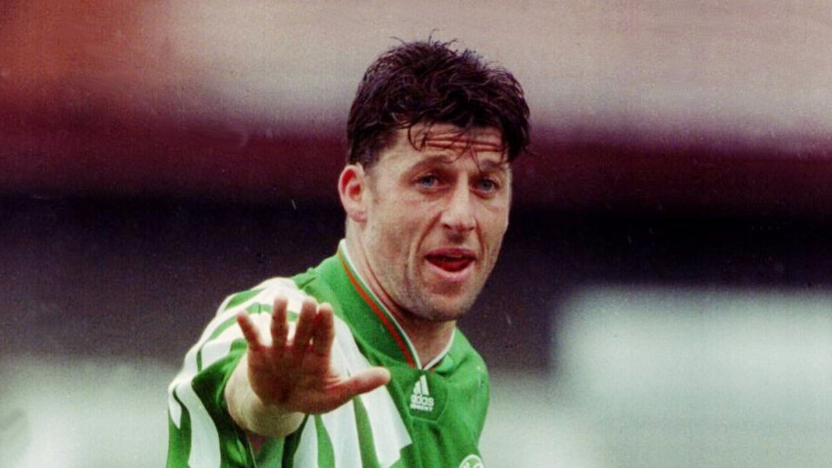 LansdowneRD_IE's tweet image. Captain Andy in a World Cup qualifier in 1993!
#legend
