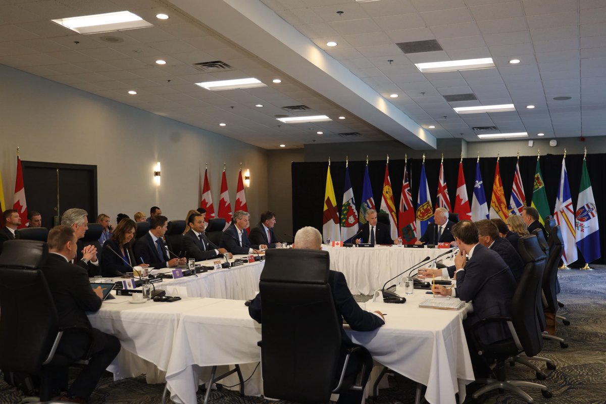 ABDanielleSmith's tweet image. Had a productive First Ministers Meeting today where we discussed U.S. tariffs and the ongoing trade negotiations. We also talked about how we can work together to get shovels in the ground on new nation-building projects while ensuring meaningful Indigenous participation.
I…