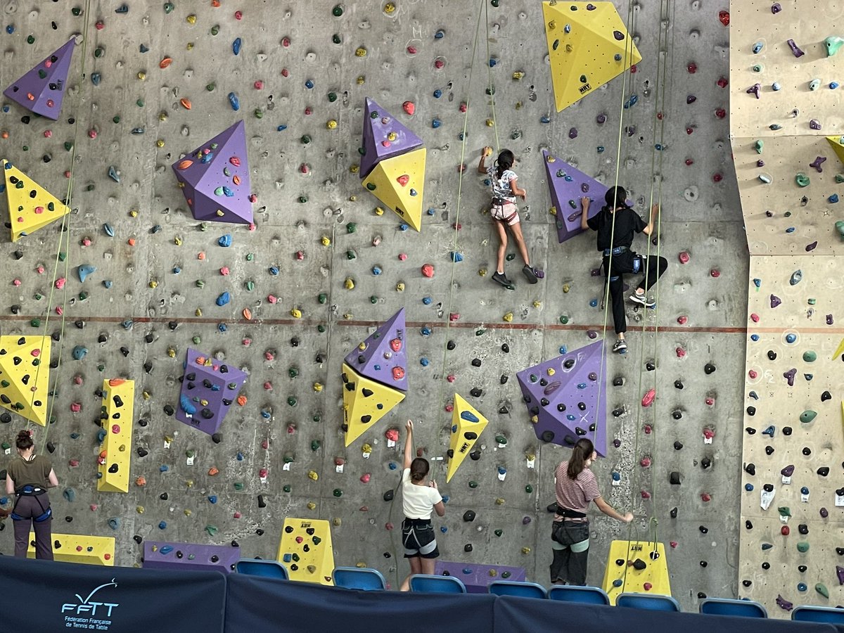 cflevy's tweet image. Un immense merci aux clubs sportifs de #lyon8, piliers des vacances sportives en juillet ! 👏
Grâce à eux, des centaines d’enfants ont bénéficié de cours encadrés et accessibles.
Quand l’État, la Métropole et la Ville travaillent avec le terrain, ça fonctionne.
Demain, moins de…