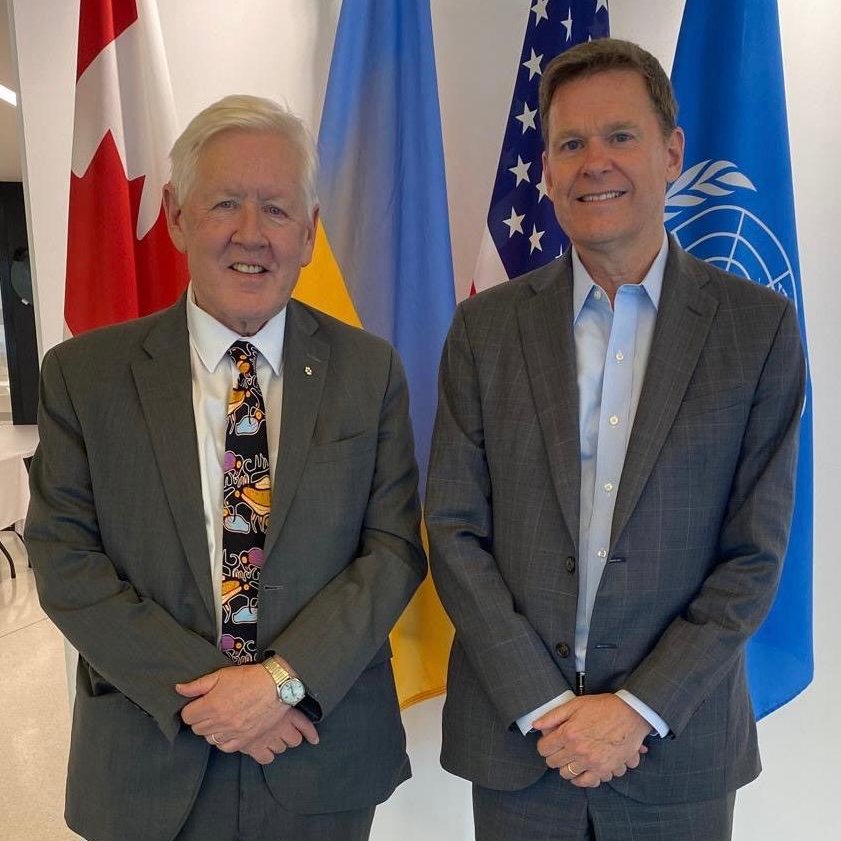 CanadaUN's tweet image. Ambassador @BobRae48 was please to meet the Special Representative of the Secretary-General Colin Stewart, Head of the United Nations Peacekeeping Force in Cyprus, to hear the latest developments and reaffirm Canada’s strong support to the UN’s work there.