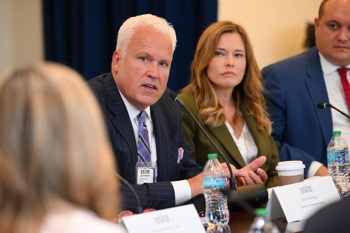 mschlapp's tweet image. President Trump and his team continue to deliver wins in the fight against human trafficking.
That’s why we led a discussion today at the White House on the next steps to reverse four years of failed border policy under Biden and strengthen support for survivors of these…