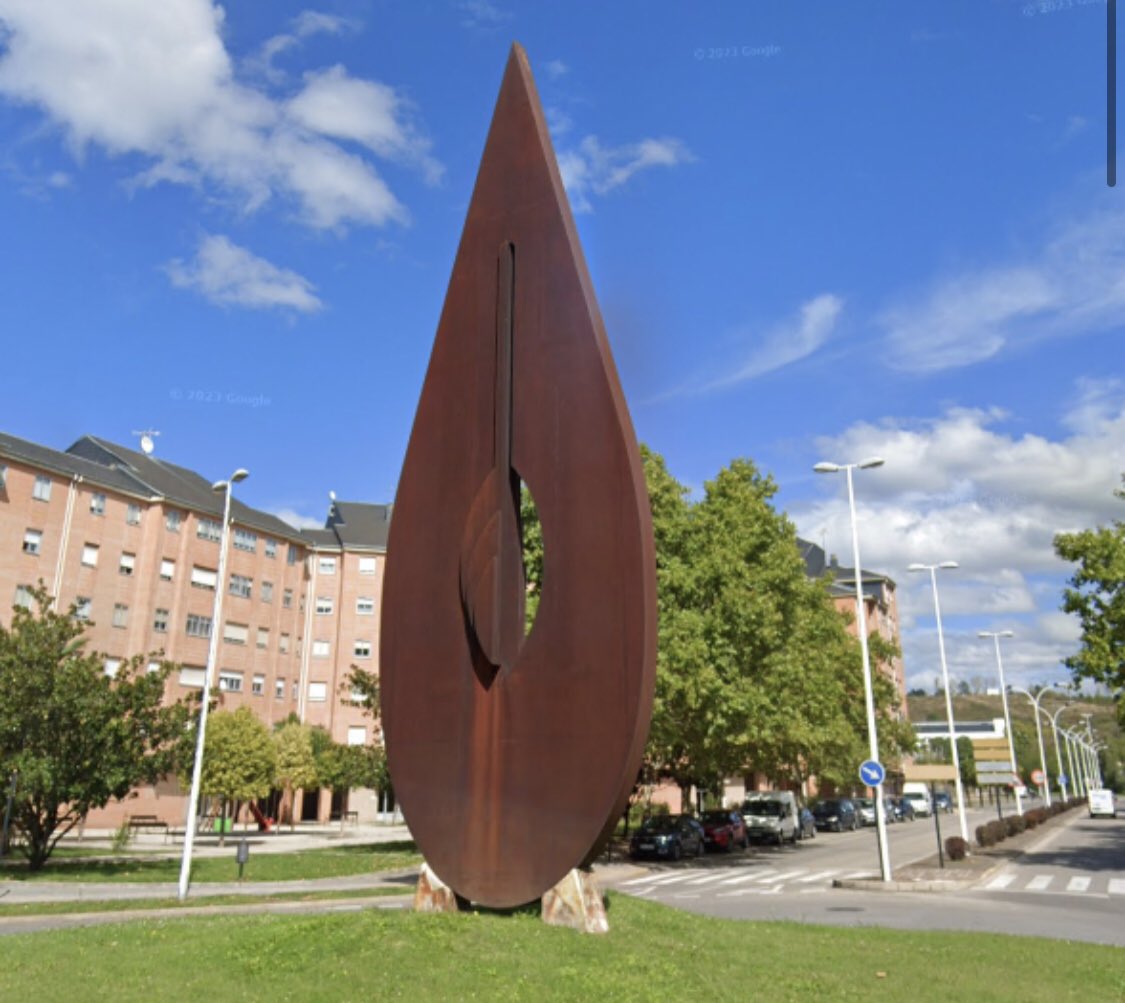 Fomento afrontará esta semana la renovación del asfalto en la Glorieta de los Donantes de Sangre.

La obra en esa zona de la avda. de la Libertad supondrá la eliminación de baches y el extendido de una nueva capa de rodadura.

ponferrada.org/es/ponferrada-…