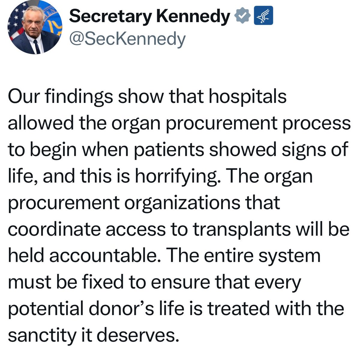Juliesnark1731's tweet image. WATCH THIS VIDEO OF A DR WHISTLEBLOWING ALL OVER THE COUNTRY ABOUT”BRAINDEAD”. It’s horrifying….