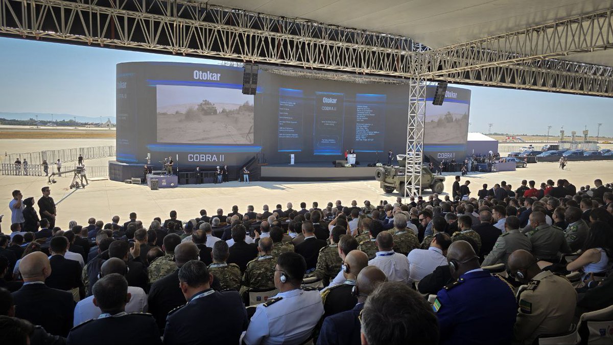 AlekhbariahSY's tweet image. وزارة الدفاع: وفد من الوزارة يشارك بمعرض "IDEF 2025" للصناعات الدفاعية المقام في تركيا بمشاركة 120دولة وأكثر من 400 شركة صناعات دفاعية من 44 دولة مختلفة
#الإخبارية_السورية