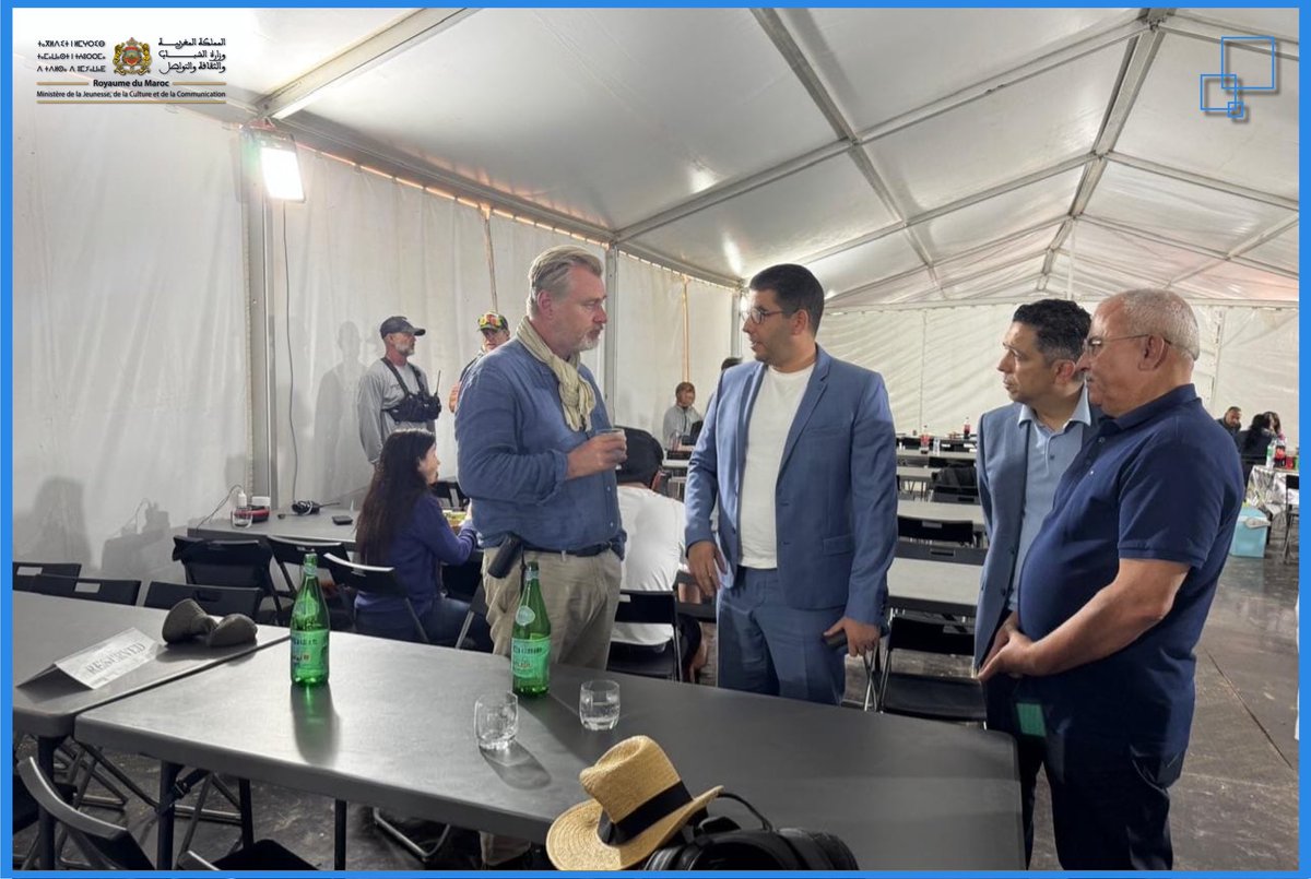 why is everyone wearing his color palette? 😭