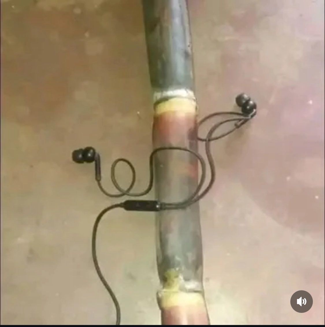 Kwa huku mwanza hii combination ni kama catalyst inaeza fanya muhuni  atembee kutoka mkolani mpaka igoma bila kuchoka😂😂 hii distance kwa dsm ni sawa na unatoka kimara mwisho mpaka kivukoni🙌🙌