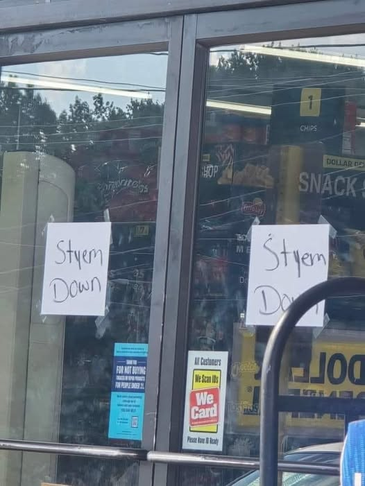 PamelaApostolo1's tweet image. Oh no... not the styem!
Call Trump, he will fix it, he fixes everything, right?!