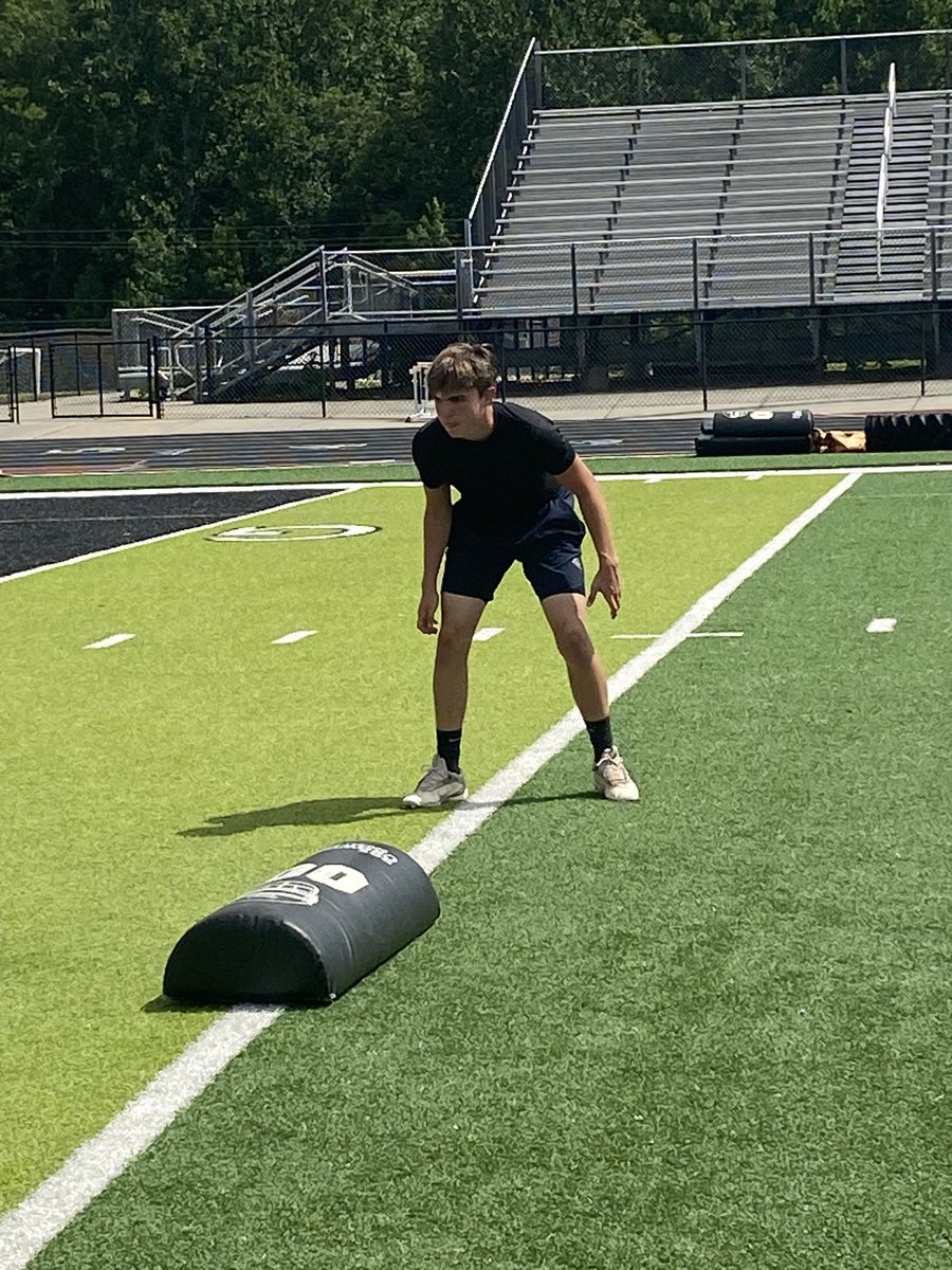 GeorgeRaymondd's tweet photo. Been on the grind all summer 💯
@YorkRecruits 
@Coach_green_sc 
@_YorkStrength 
@JLayman44 
@CoachLeible https://t.co/ZNIYm6lvdV