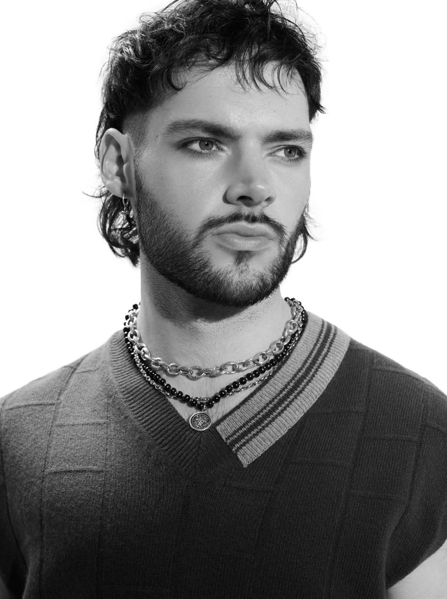 WORDSOBSCENE's tweet image. JAMES MARRIOTT OH MY FUCKING GODDD WHO THE FUCK IS SHEEE
