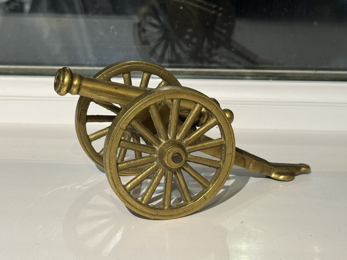 Ruth Beck Art 🔴⚪️🎨 (@ruthbeckart) on Twitter photo Hey <a href="/ArseCannonPics/">Arsenal Cannon Pics</a>
Do you like my latest acquisition from Vinted?
Another little beauty to add to my growing collection of cannons - I’ve always said you can’t have enough Cannons and I think I’m right ! 😬🤣❤️❤️ Hey <a href="/ArseCannonPics/">Arsenal Cannon Pics</a>
Do you like my latest acquisition from Vinted?
Another little beauty to add to my growing collection of cannons - I’ve always said you can’t have enough Cannons and I think I’m right ! 😬🤣❤️❤️
