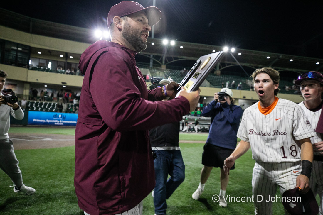 VincentDJohnson's tweet image. 🚨Photo Gallery Alert!🚨
#ProvidenceCatholic vs #BrotherRice Super-sectional #baseball. Links to other PC & BR game galleries in link below.⬇️👇⬇️
@BRice_Athletics @BR_Baseball @ProviAthletics @CelticBASE
visualpreservationist.com/photo-gallery-…