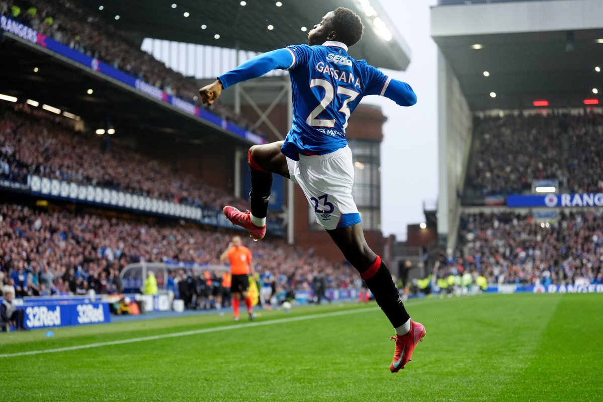 SpursWinTrophys's tweet image. Pleasure doing business with you Sheffield Wednesday 💙🤝
