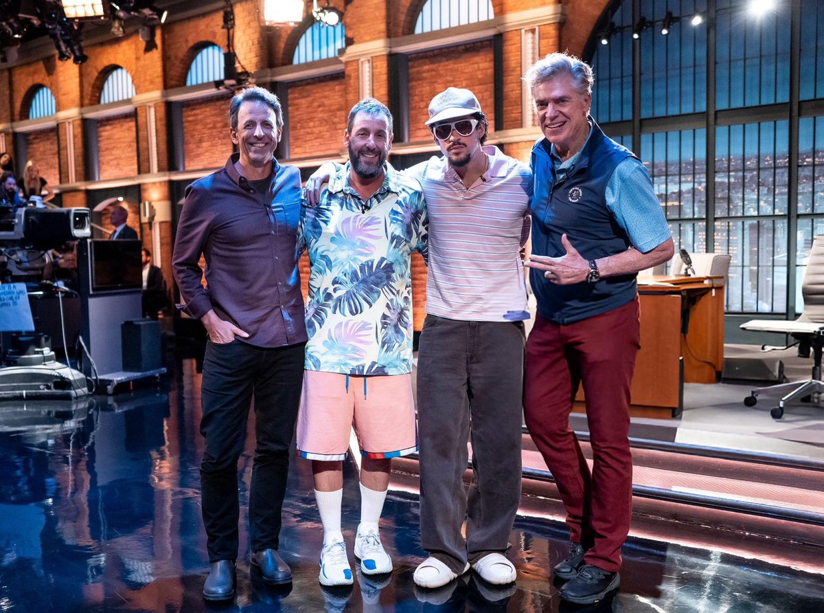 AccessBadBunny's tweet image. Bad Bunny with Adam Sandler, Christopher Mcdonald & Seth Meyers for Late Night.