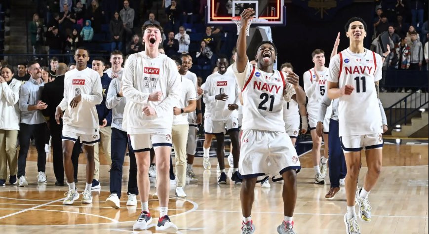 clark7___'s tweet image. After a great call with Coach Perry I’m very blessed to receive a D1 offer from Navy 💙