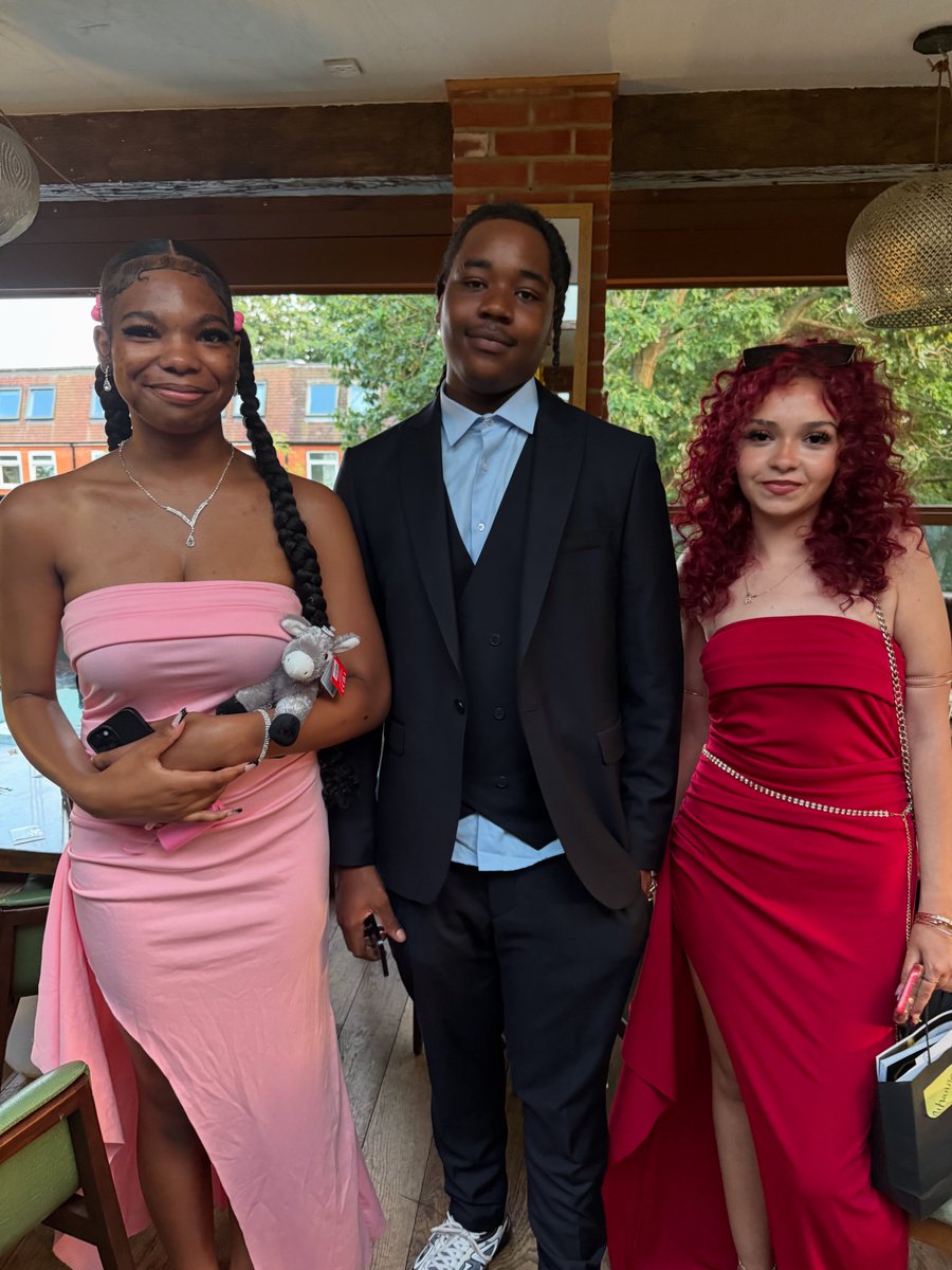 HaringeyLP's tweet image. Five years of HLP - and what a journey it’s been. This year was our busiest yet: more students than ever, a successful Ofsted, and countless moments of pride. We’re so proud of our students. Wishing everyone a restful, well-earned summer break! #ThisIsAP